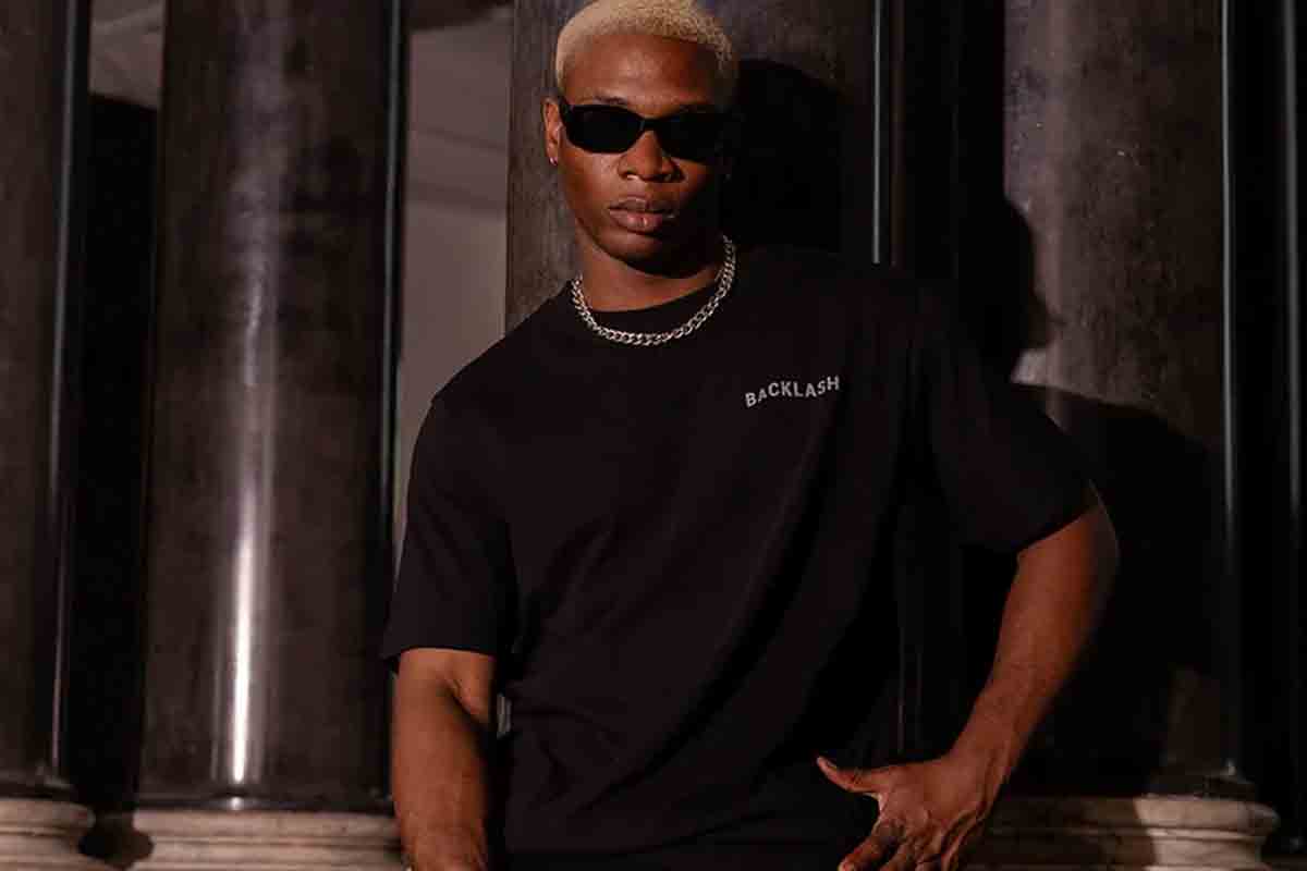 backlash-clothing-eigen-label