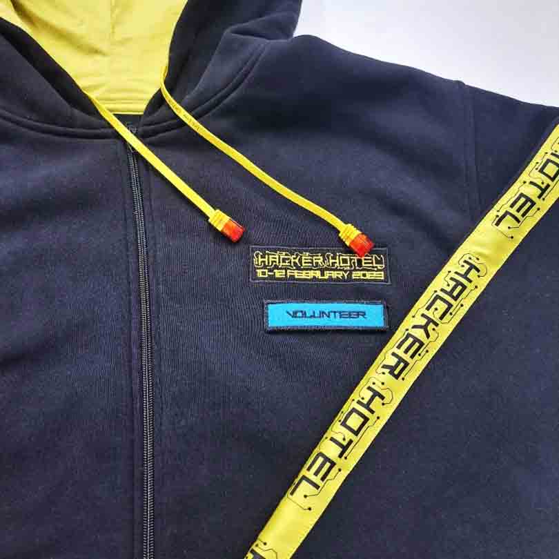 custom hooded zip