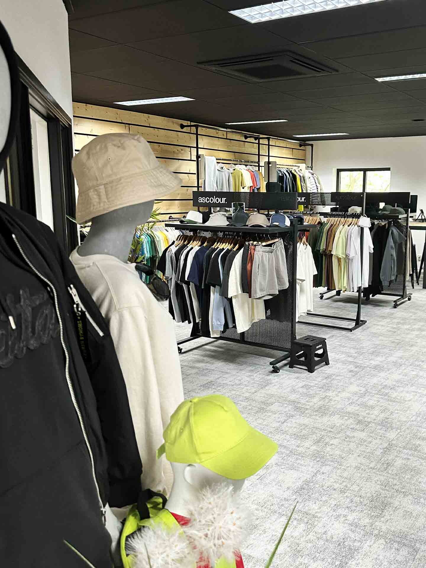 eigenlabel showroom private label kleding